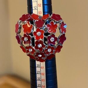 Vintage adjustable heart ring with enamel painted red/orange red flowers size 7